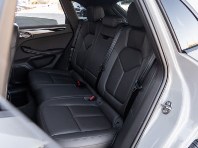 2023 Porsche Macan Macan (MY23)