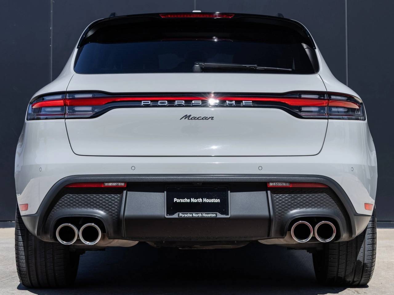 2023 Porsche Macan Macan (MY23)