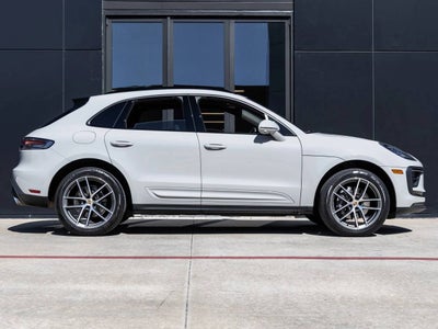 2023 Porsche Macan Macan (MY23)