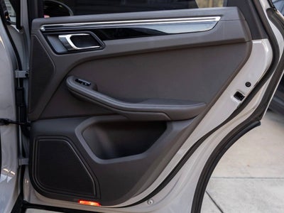 2023 Porsche Macan Macan (MY23)