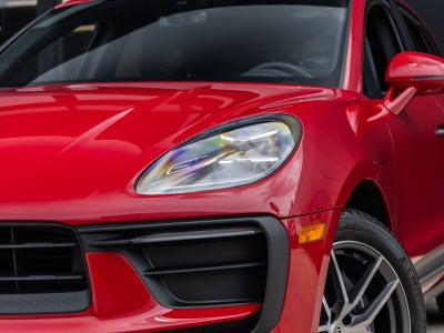 2023 Porsche Macan AWD