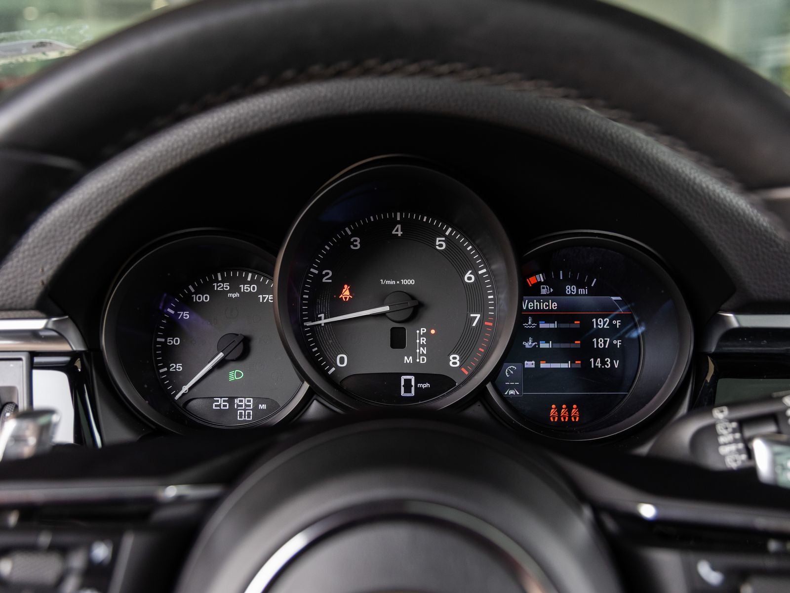 2023 Porsche Macan AWD