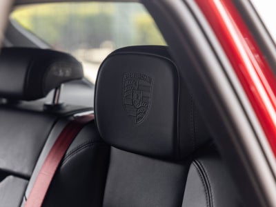 2023 Porsche Macan AWD