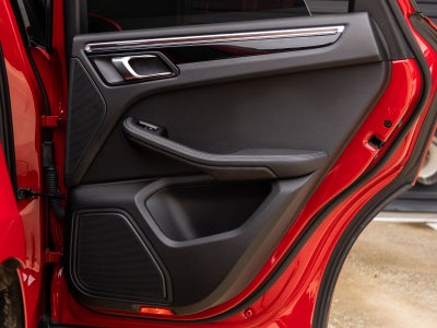 2023 Porsche Macan AWD
