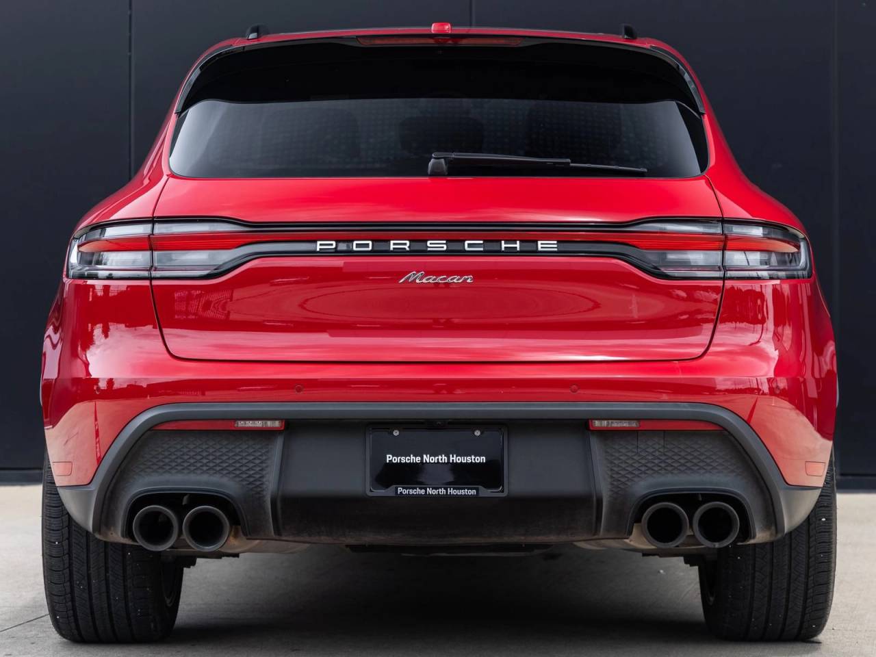 2023 Porsche Macan AWD