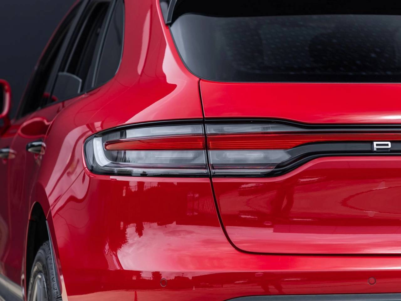 2023 Porsche Macan AWD