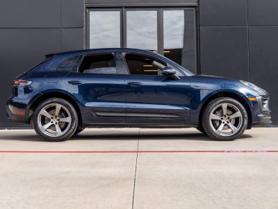 2023 Porsche Macan Macan