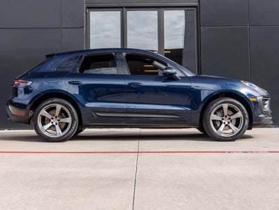 2023 Porsche Macan Macan