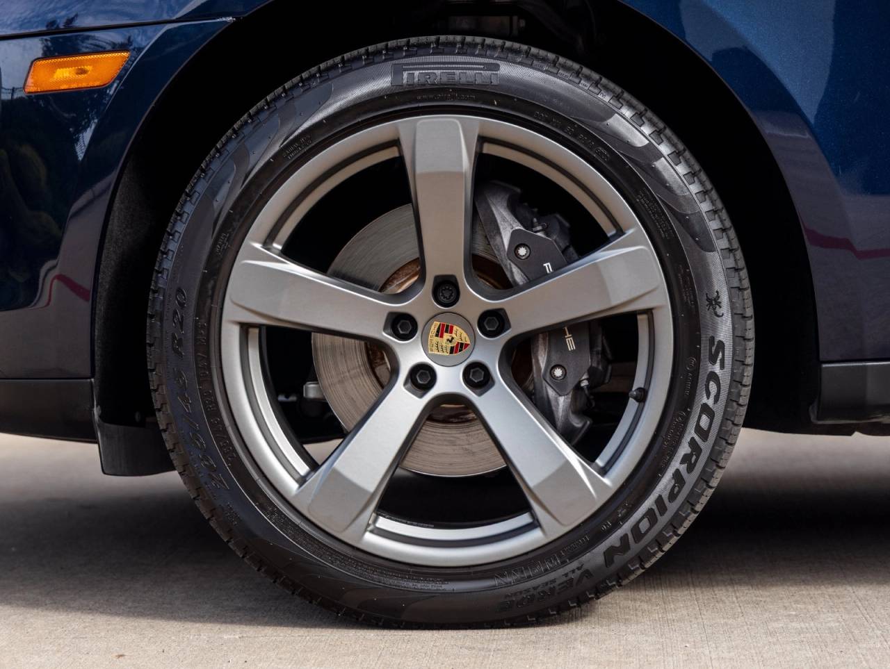 2023 Porsche Macan Macan