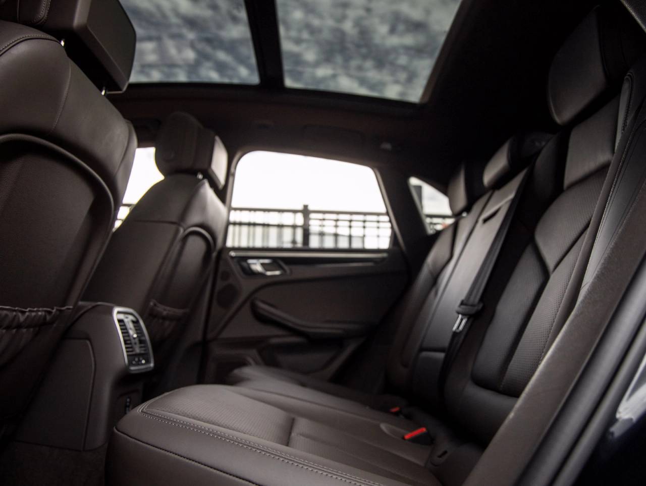 2023 Porsche Macan Macan