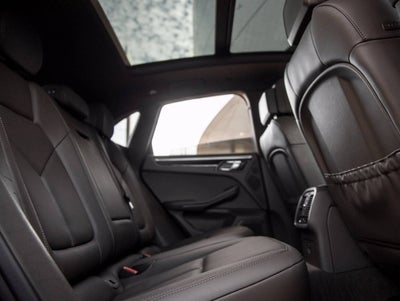 2023 Porsche Macan Macan