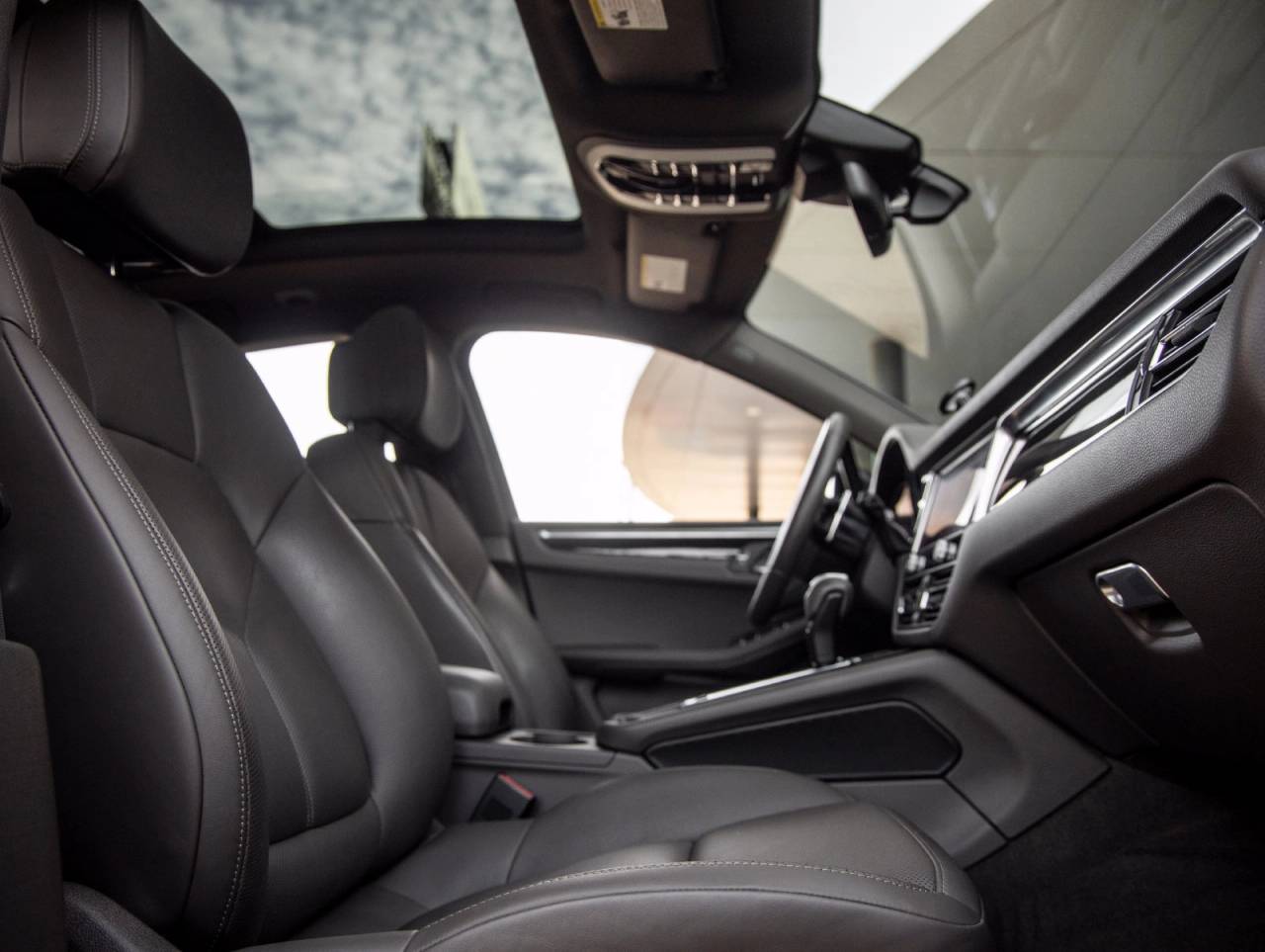 2023 Porsche Macan Macan