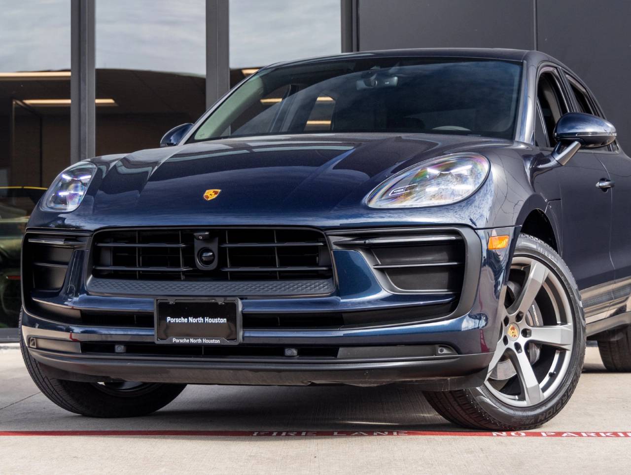 2023 Porsche Macan Macan