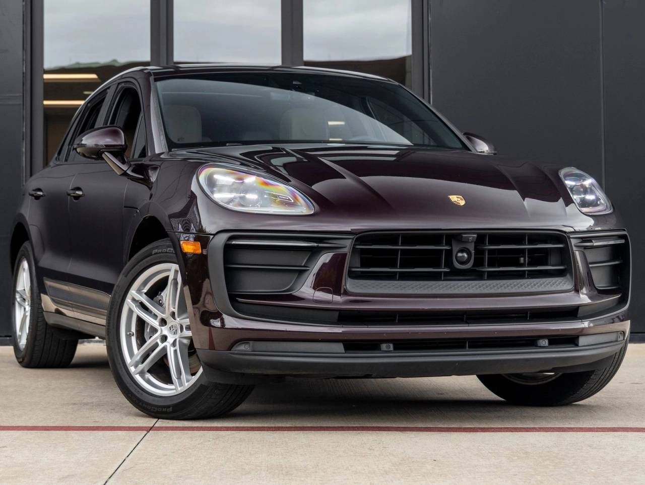 2024 Porsche Macan AWD