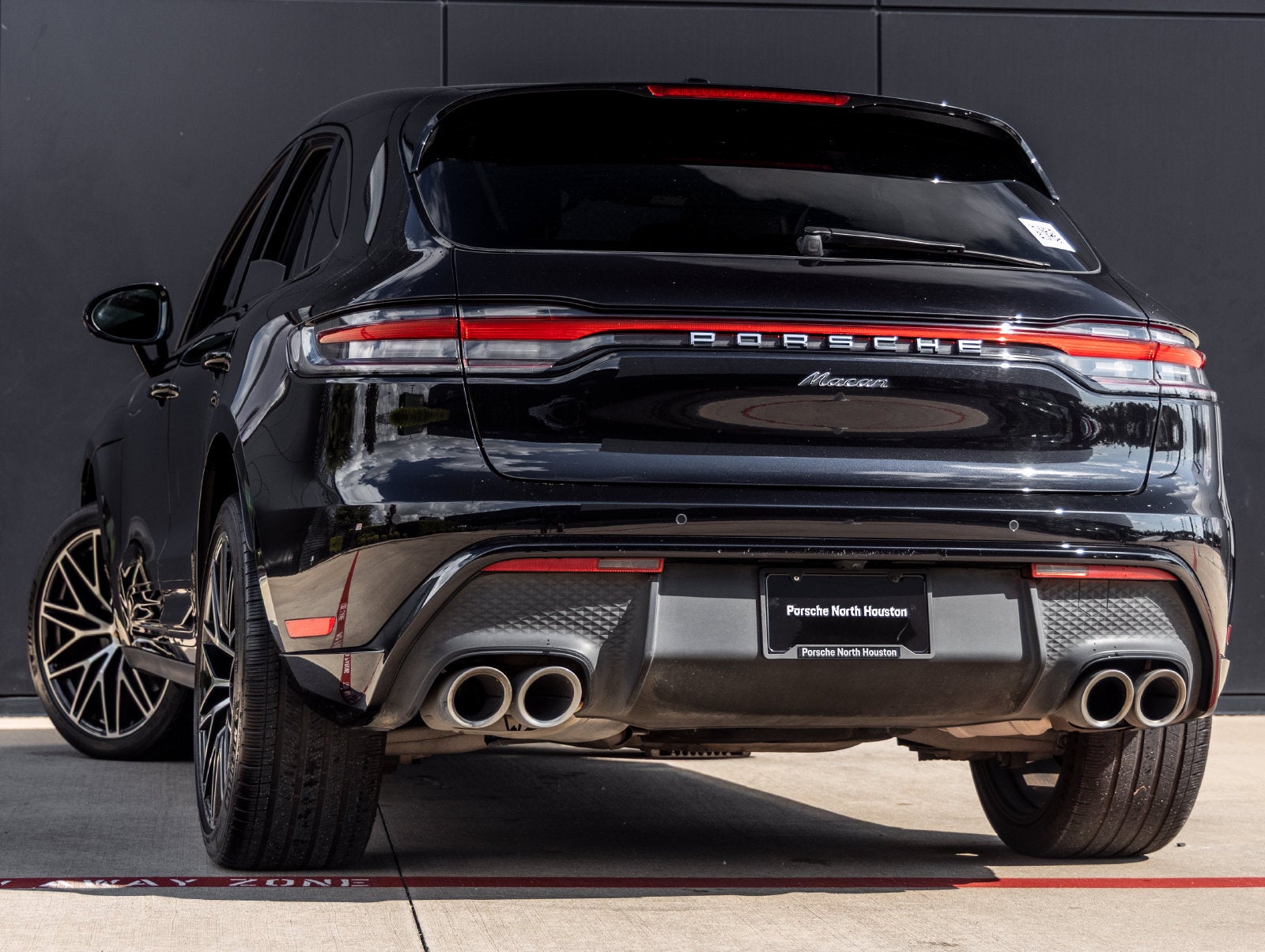 2024 Porsche Macan Macan