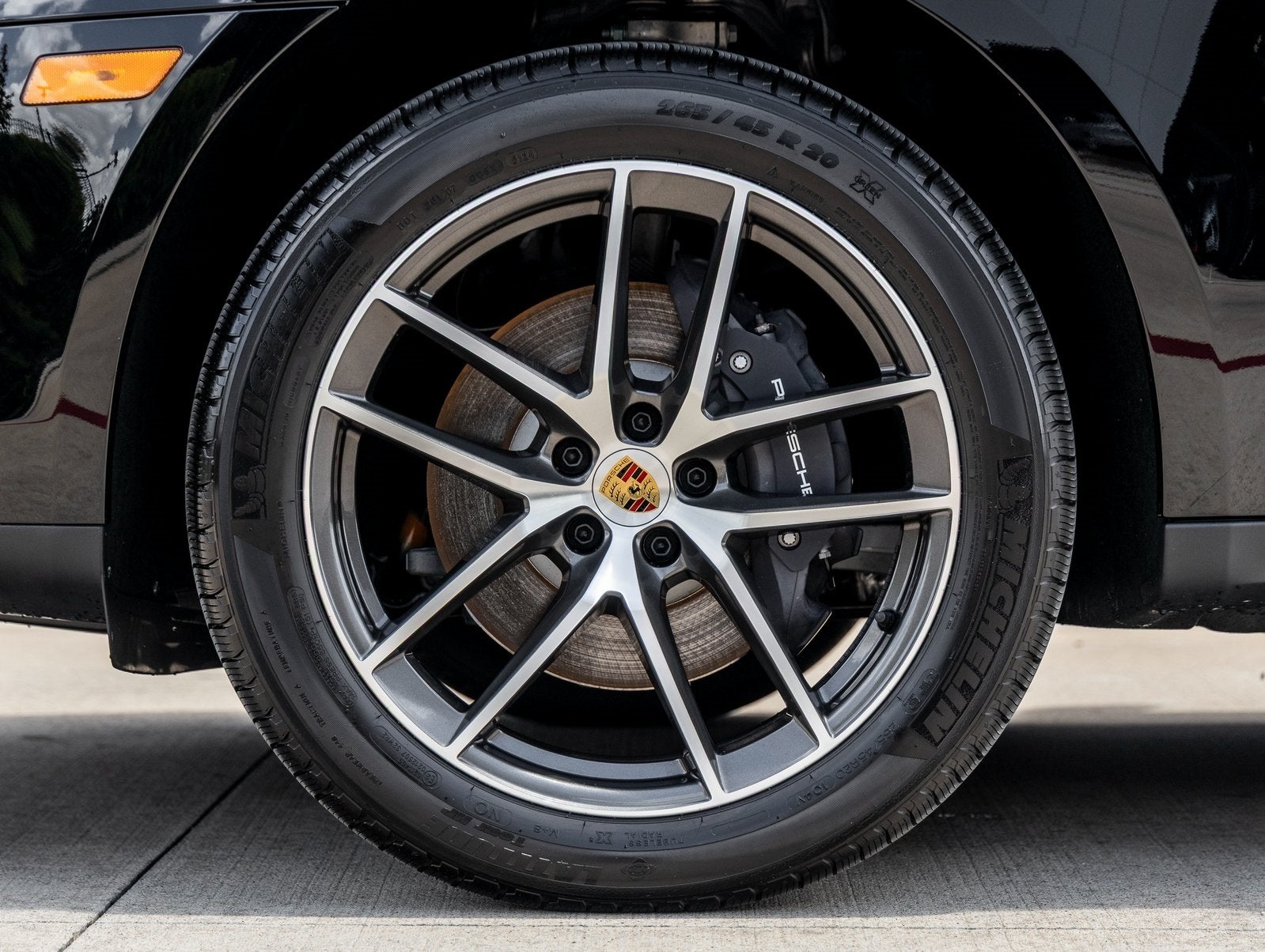 2025 Porsche Macan Macan