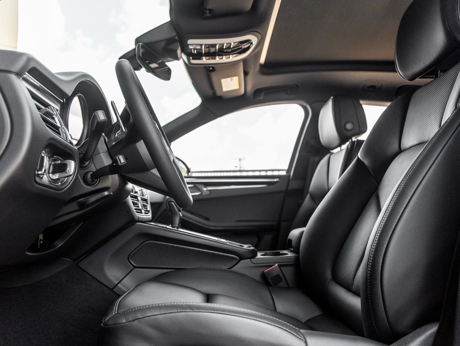 2025 Porsche Macan Macan