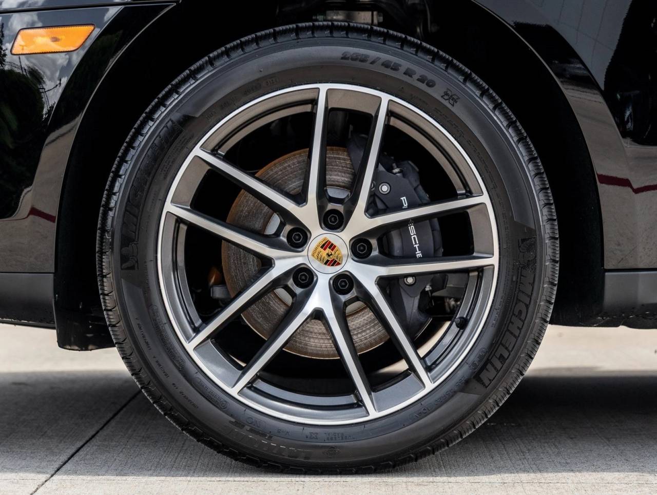 2025 Porsche Macan Macan