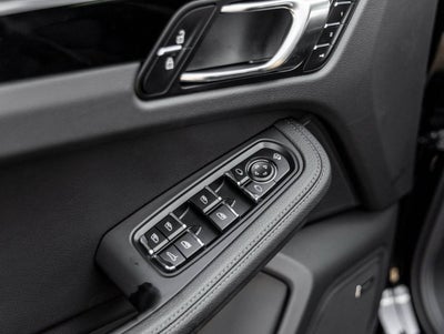 2025 Porsche Macan Macan