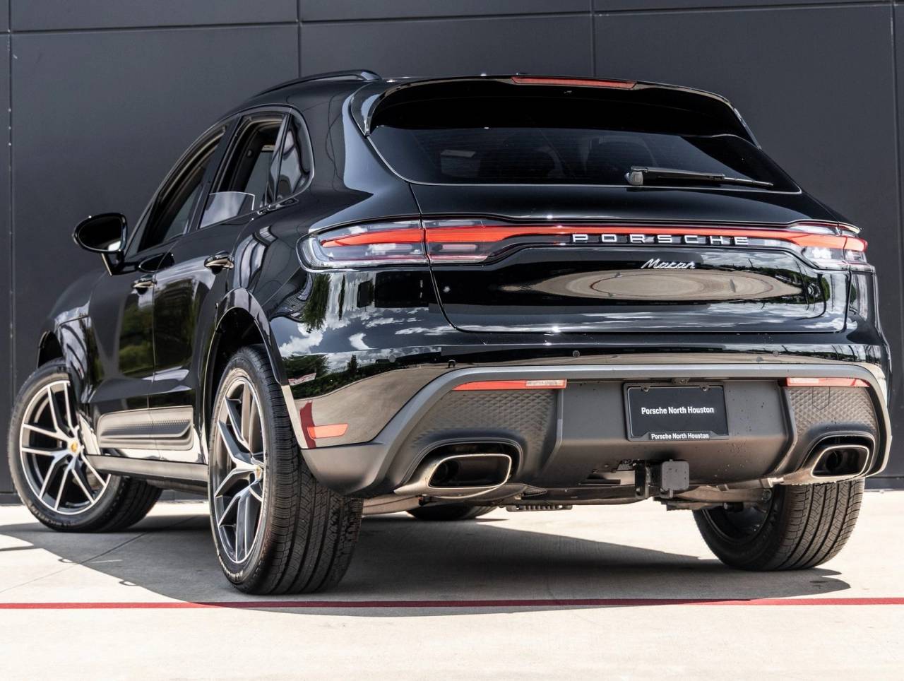 2025 Porsche Macan Macan