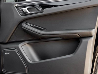 2025 Porsche Macan Macan