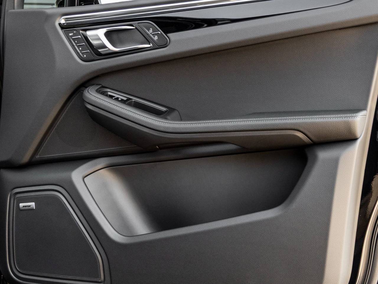 2025 Porsche Macan Macan