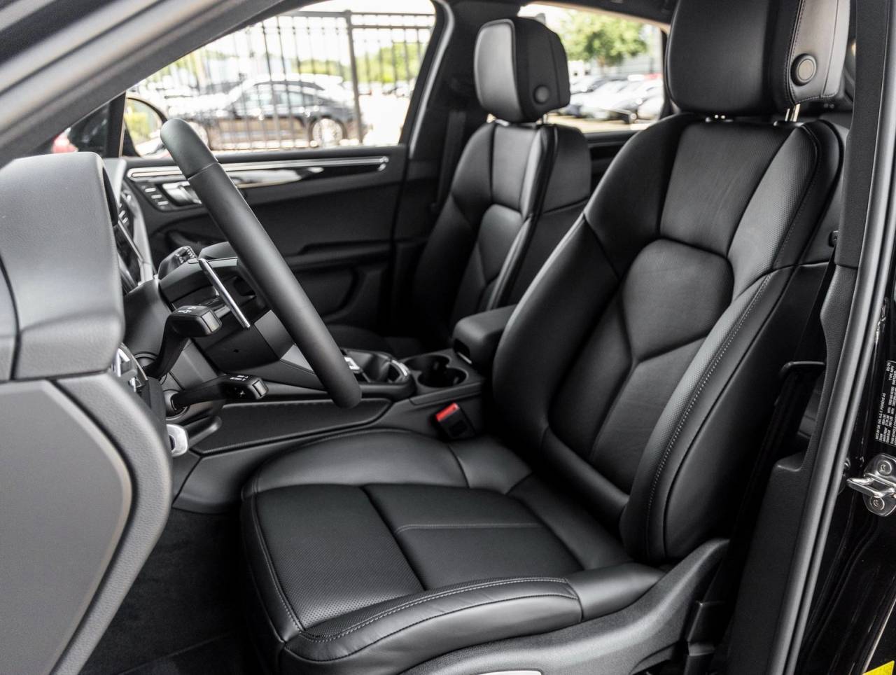 2025 Porsche Macan Macan