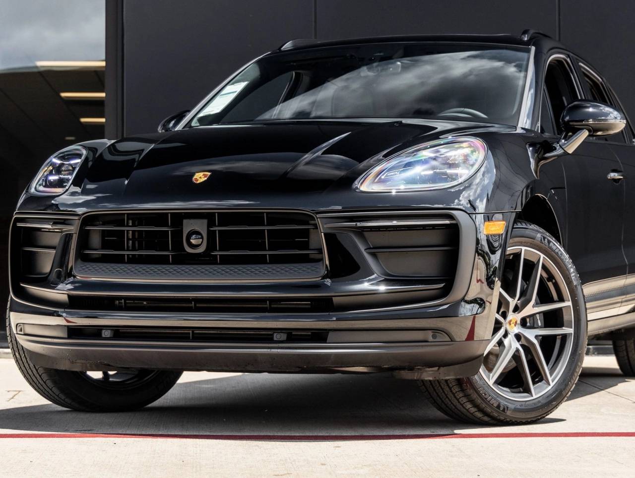 2025 Porsche Macan Macan