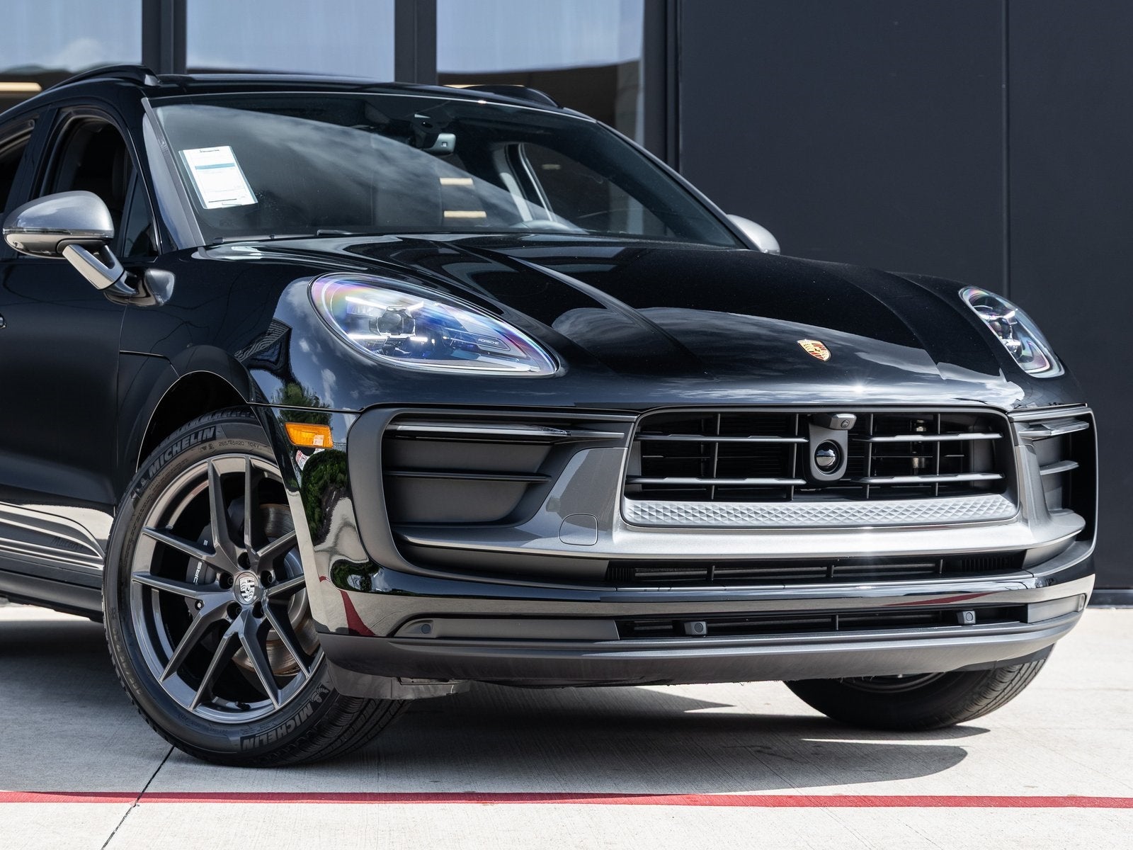 2025 Porsche Macan Macan T