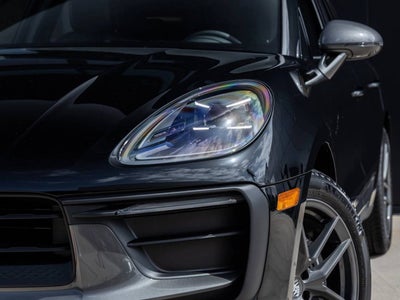 2025 Porsche Macan Macan T