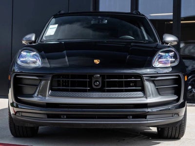 2025 Porsche Macan Macan T