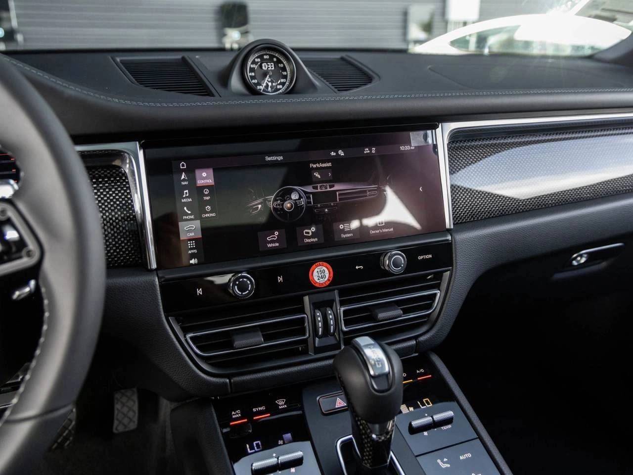 2025 Porsche Macan Macan T