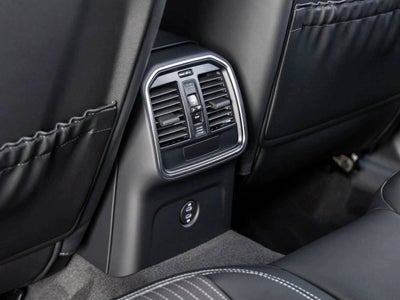 2025 Porsche Macan Macan T