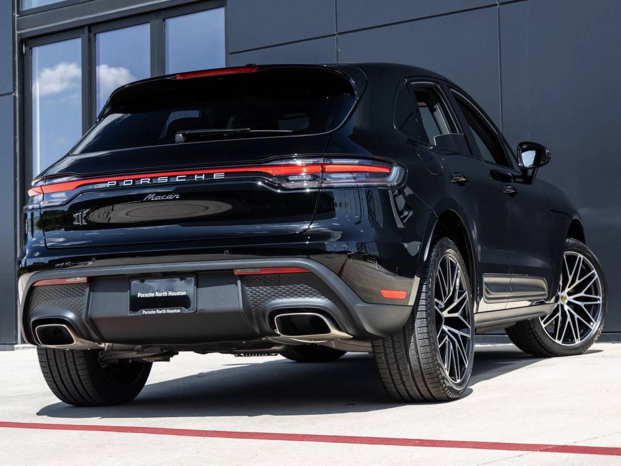 2026 Porsche Macan Macan