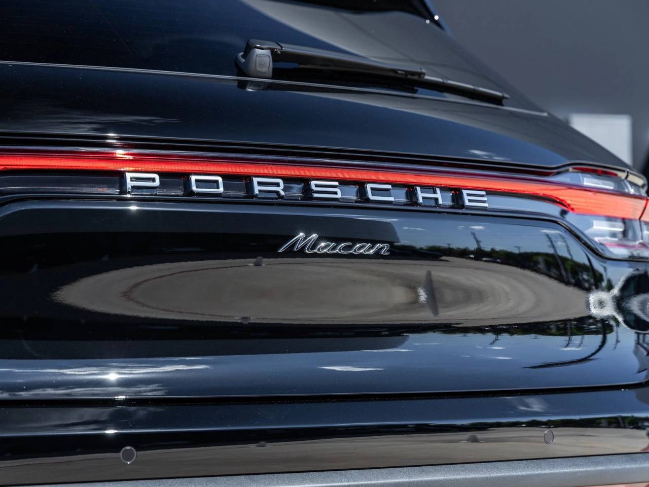 2026 Porsche Macan Macan