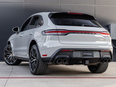 2026 Porsche Macan Macan