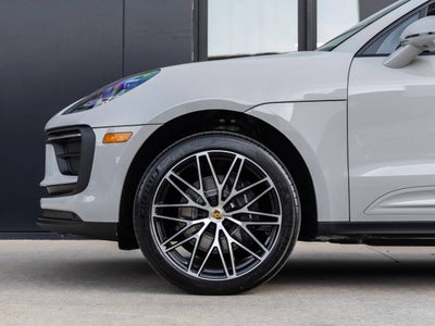 2026 Porsche Macan Macan