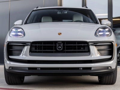 2026 Porsche Macan Macan