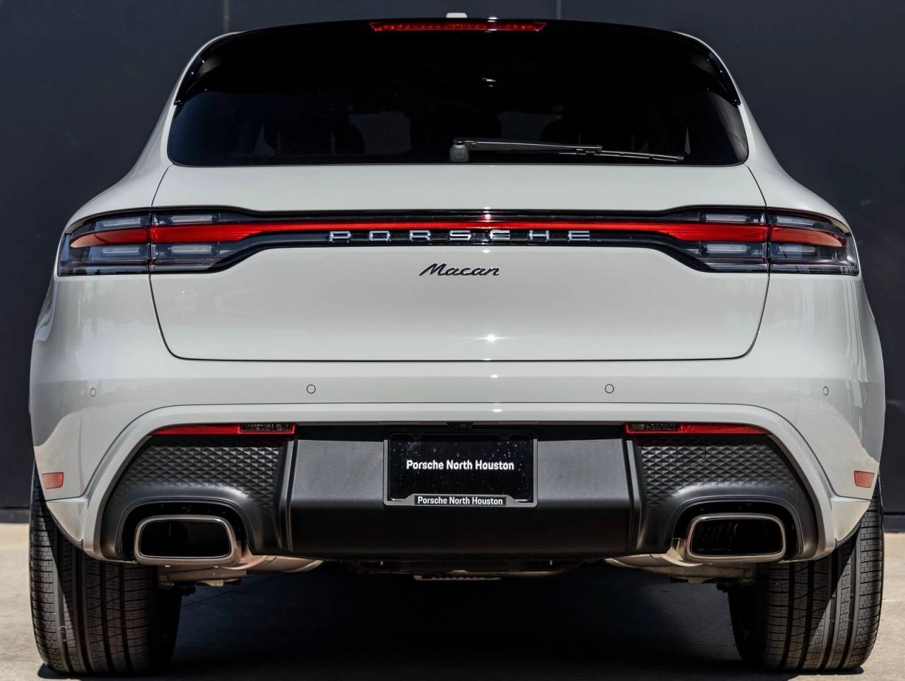 2026 Porsche Macan Macan