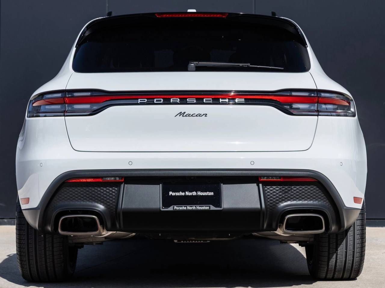 2026 Porsche Macan Macan