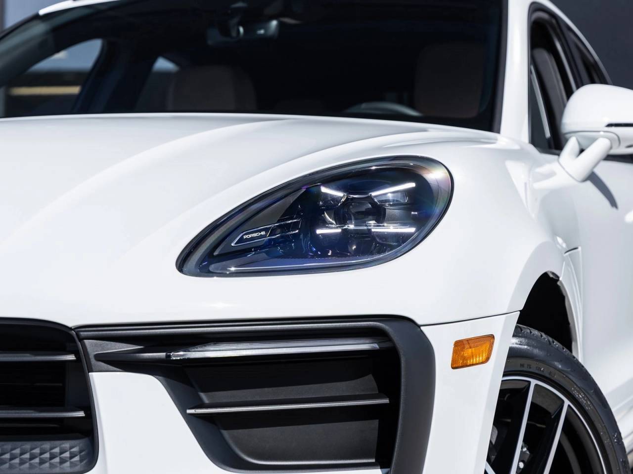 2026 Porsche Macan Macan
