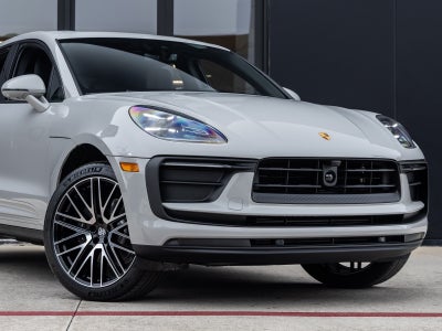 2026 Porsche Macan Macan