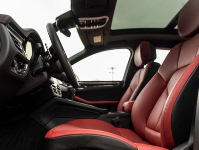 2026 Porsche Macan AWD