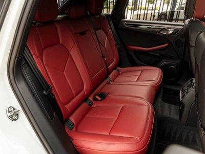 2026 Porsche Macan AWD