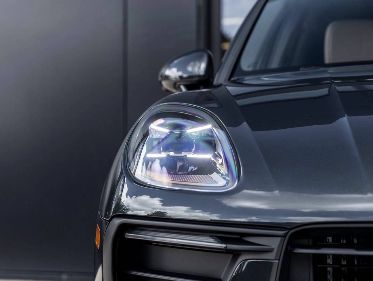 2026 Porsche Macan Macan