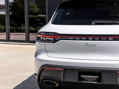 2026 Porsche Macan Macan
