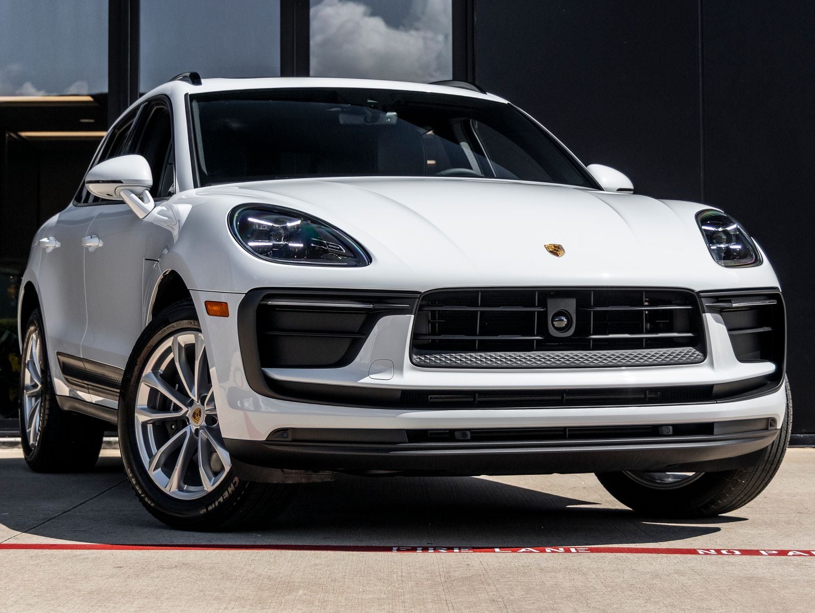 2026 Porsche Macan Macan