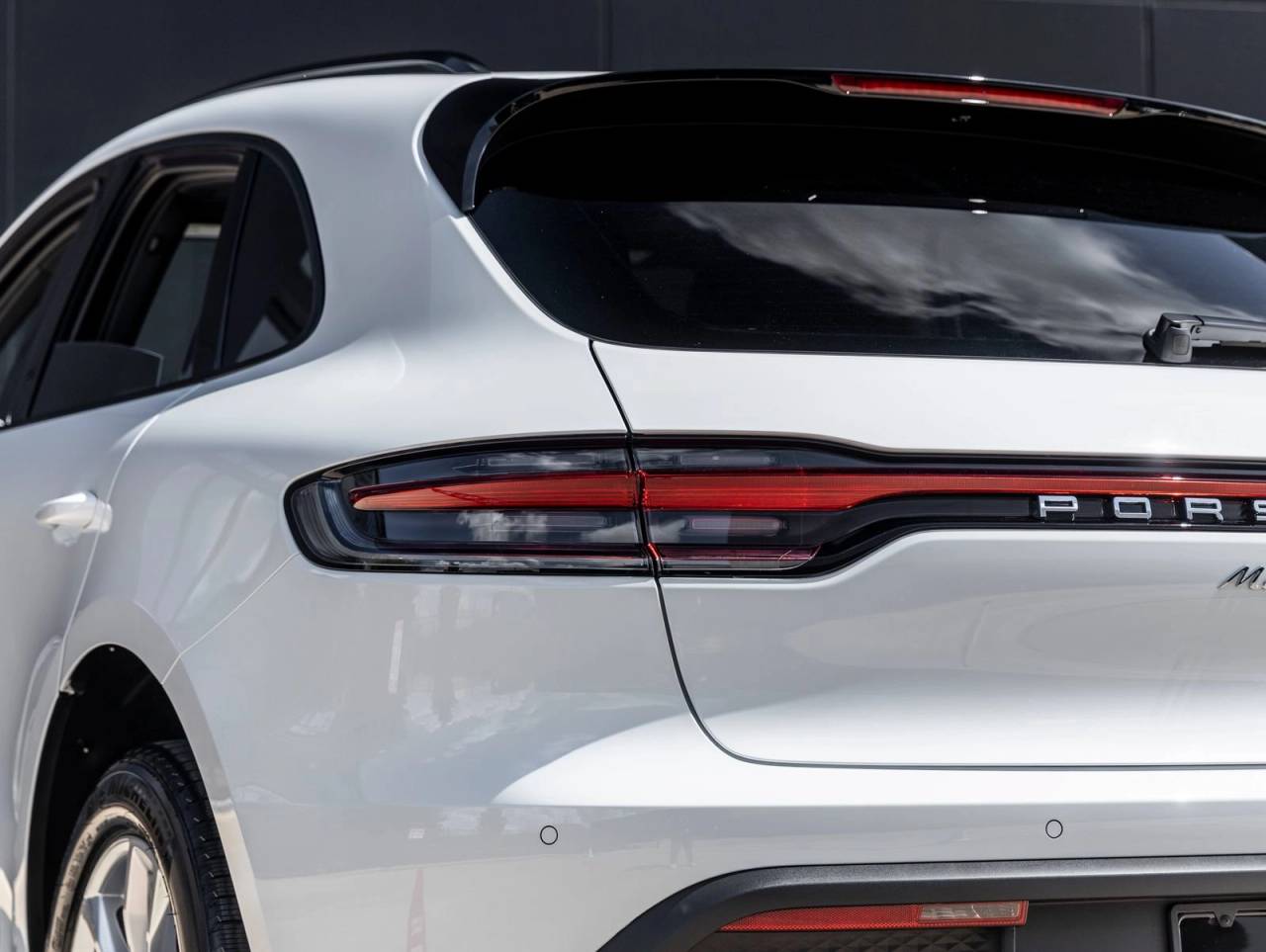 2026 Porsche Macan Macan