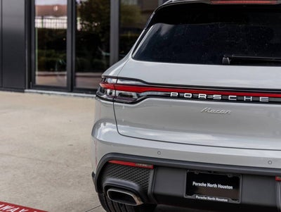 2026 Porsche Macan Macan