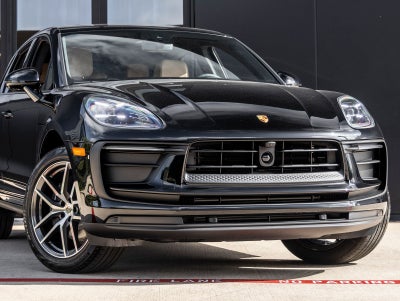 2026 Porsche Macan Macan